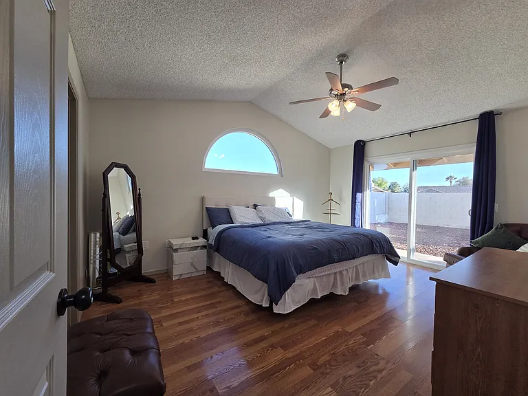 1311 W Folley St — Photo 36