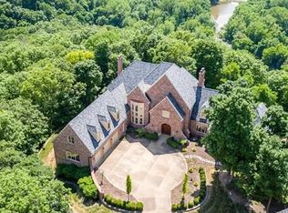 508 Heron Ct, Saint Albans, MO 63073