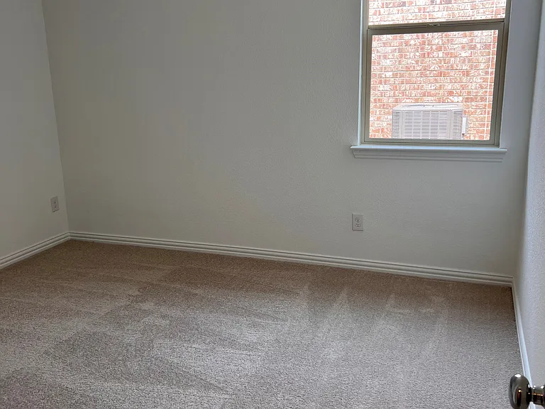 252 Ardsley Ln — Photo 12