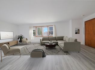 180 W 22nd St APT 1, Bayonne, NJ 07002
