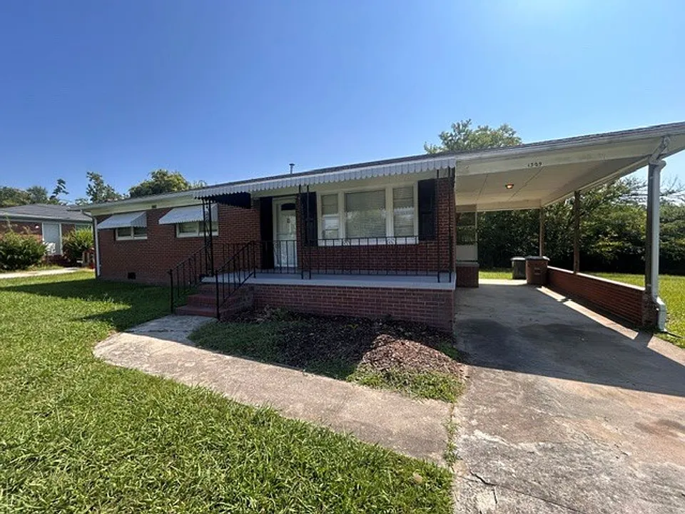 1309 Ardmore Dr