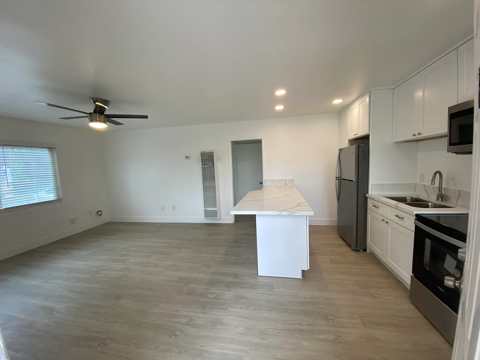 1 bed, 600 sqft, $2,300 — Photo 2