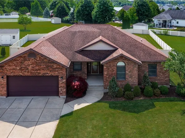 7027 Rock Dove Ln, Niagara Falls, NY 14304