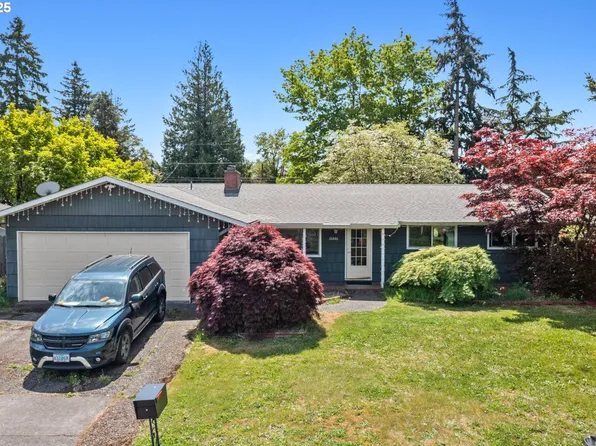 16006 SE Grant St, Portland, OR 97233