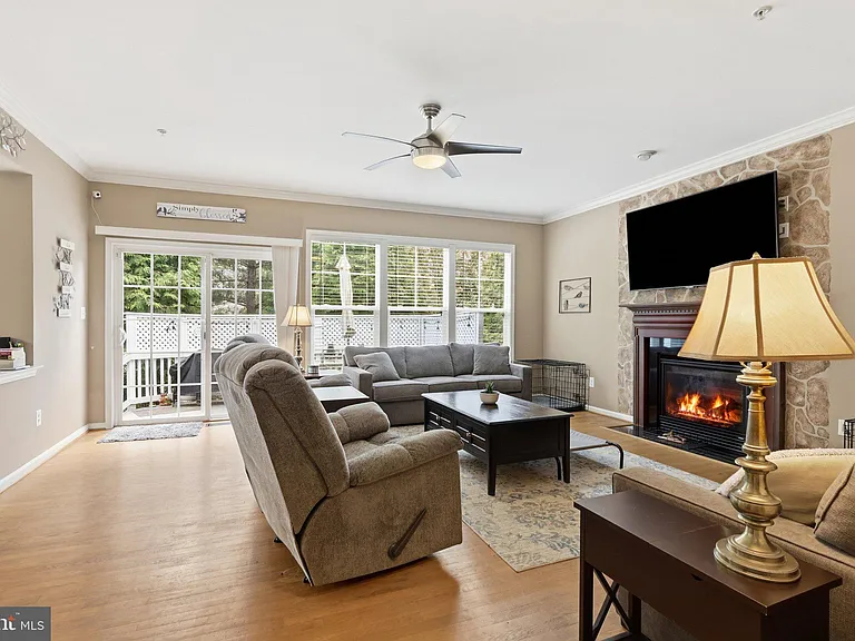 14432 Woodwill Ln — Photo 8