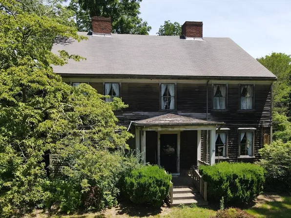 58 South St, West Bridgewater, MA 02379