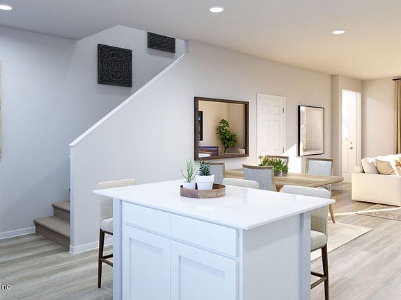 5th image of 104 CORDELLE Street