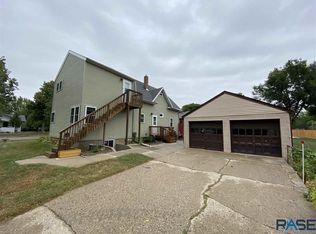 619 W Lincoln St, Luverne, MN 56156