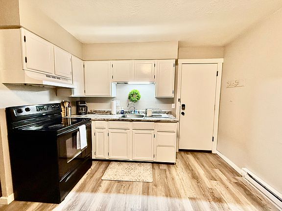 2nd image of 334 N Spring Ave #3