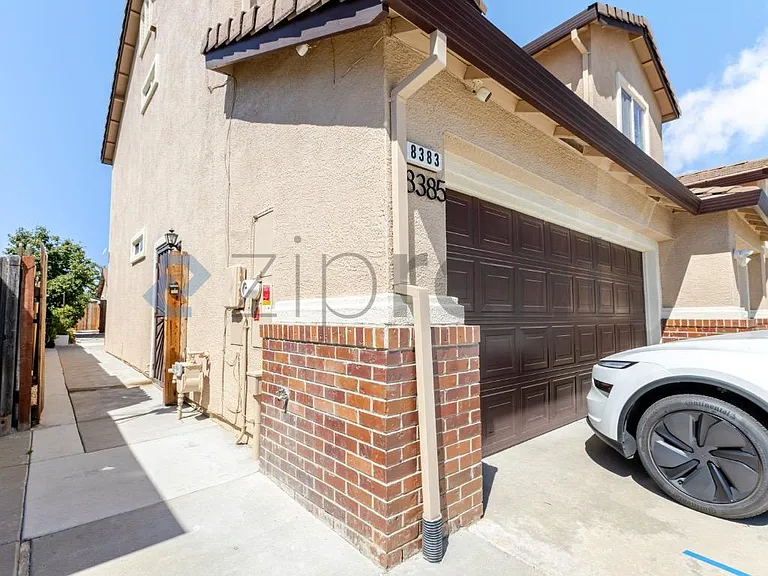 8385 Laporte Way #ADU — Photo 1