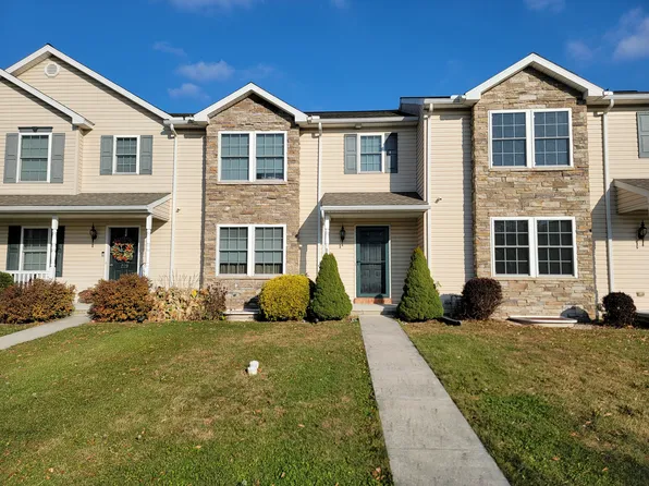 231 Limestone Dr, Myerstown, PA 17067