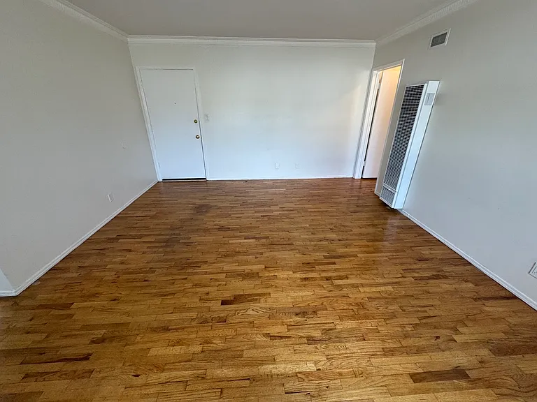 1736 S Robertson Blvd #5 — Photo 14