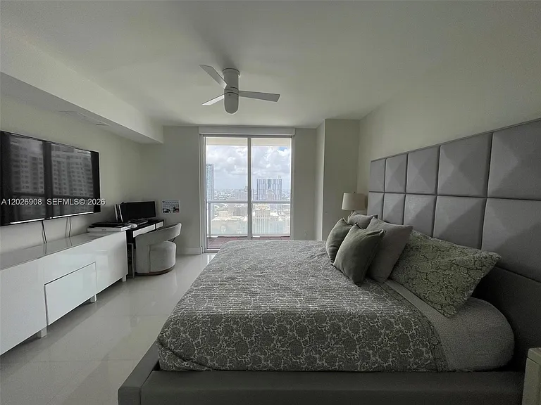 50 Biscayne Blvd #3411 — Photo 8