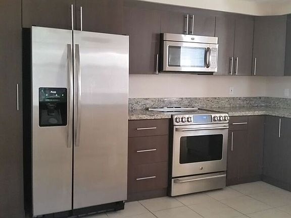 4th image of 1267 Presidio Dr #01267
