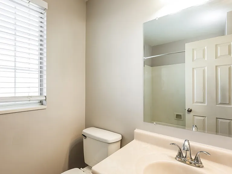 7687 Washington Rd — Photo 17