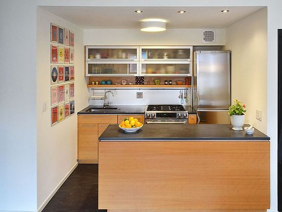 2nd image of 377 5th Ave #2F