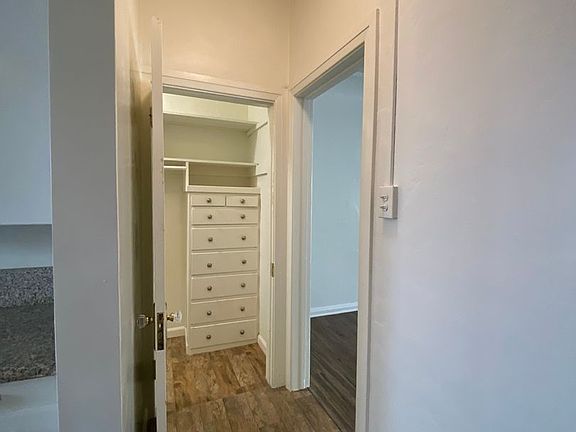 4th image of 2301-2305 N Magnolia Ave #2301-1/2