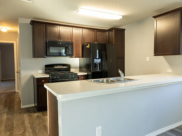 5907 Lady Ln — Photo 11
