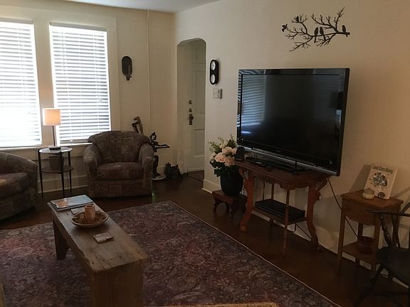 3rd image of 203 Candler St