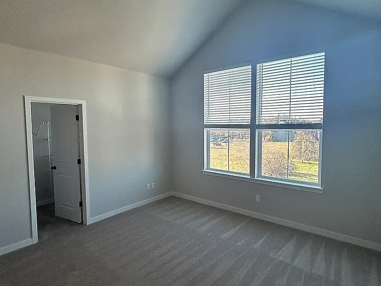 5045 SE Davis Rd — Photo 8