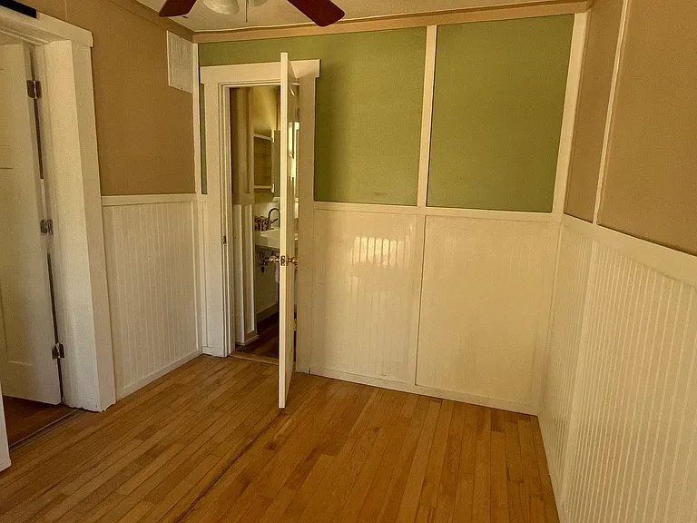 3534 Haines Rd N — Photo 9