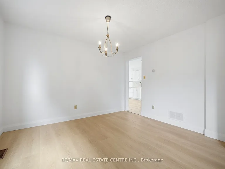 4676 Owl Cir — Photo 15