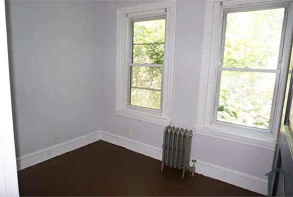 124 Knox St — Photo 10