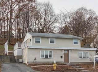 26A Carlstad St, Worcester, MA 01607