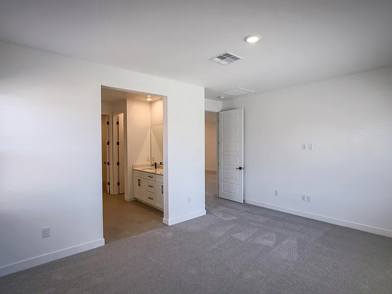 3068 W Orco Ln — Photo 14