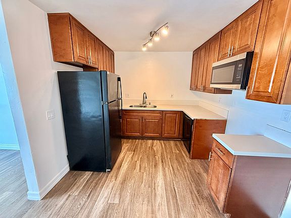 5th image of 5005 Trojan Ave APT 3