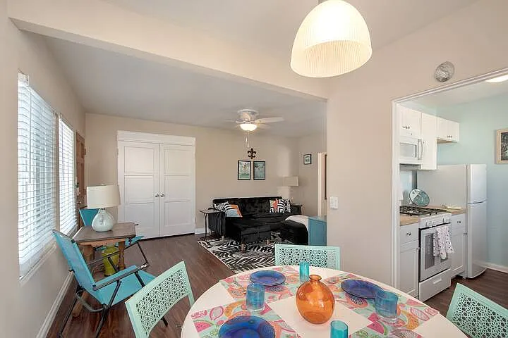 717 Whiting Ct — Photo 20