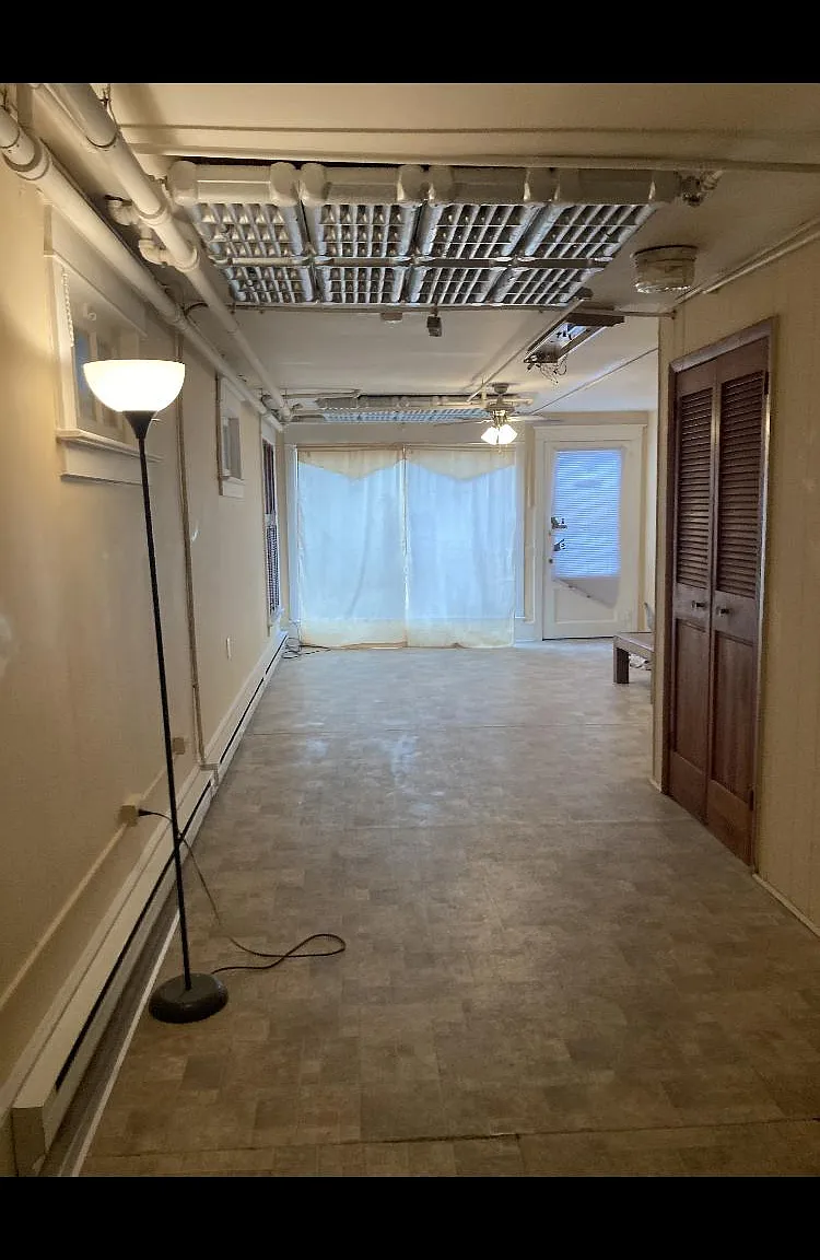 144 Garibaldi Avenue — Photo 3