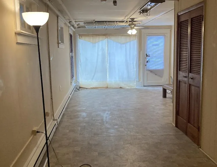 144 Garibaldi Ave #STORE — Photo 3