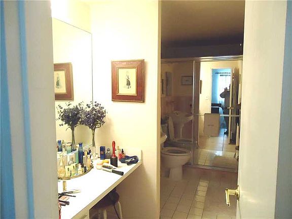 4th image of 1880 S Treasure Dr APT 3G