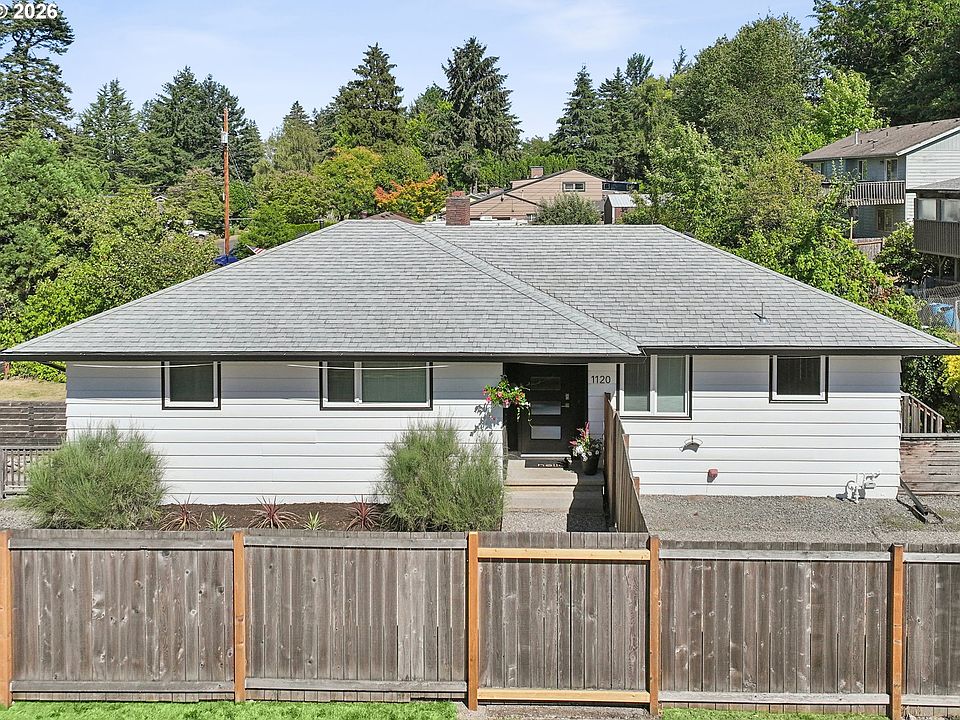 1st image of 1120 NE 162nd Ave