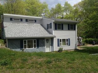 30 Rockland Ter, Tiverton, RI 02878