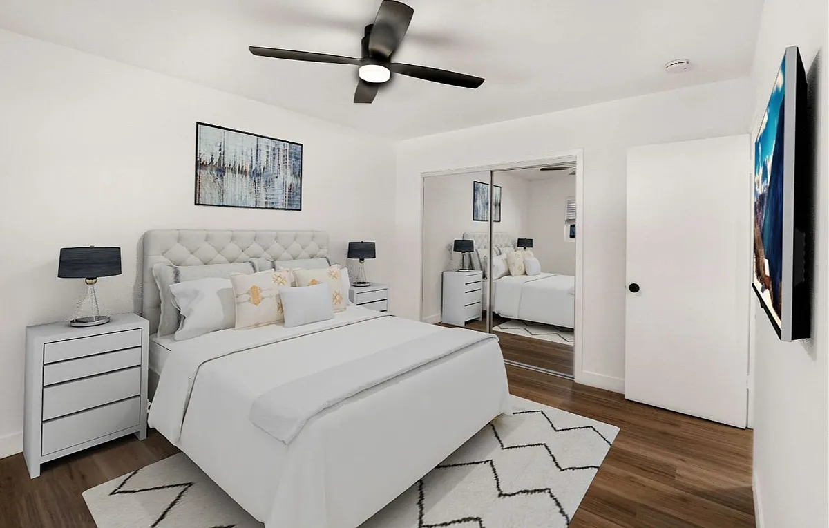 Building Photo - GeoLiv Hillcrest Oaks LLC