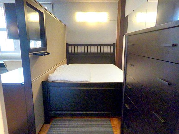 3rd image of 2030 N Adams St APT 905