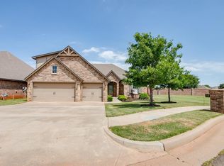 10805 NW 36th Ter, Yukon, OK 73099