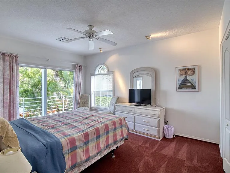 131 Sands Point Dr — Photo 18