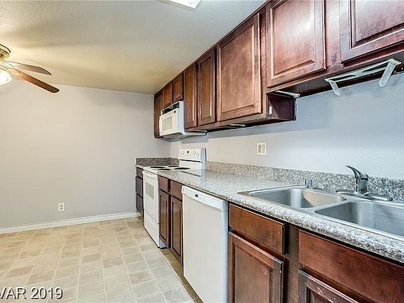 5th image of 5026 River Glen Dr Unit 157