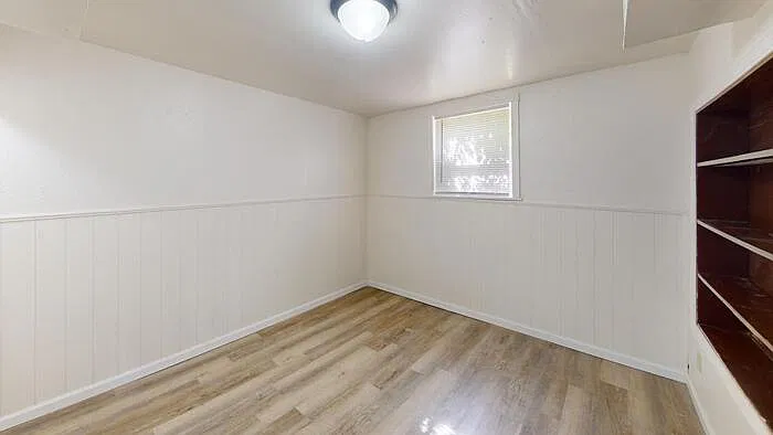 2 bed, 1.0 bath, $875 — Photo 3