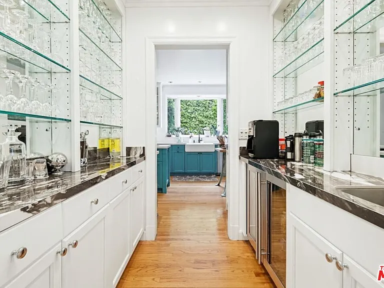 516 S Rimpau Blvd — Photo 23