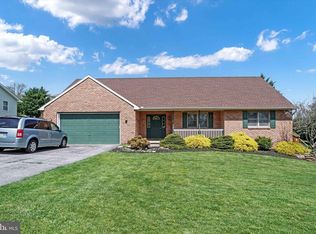 1029 Woodridge Rd, Red Lion, PA 17356