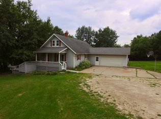 111 Alegre Ln, Washington, IA 52353