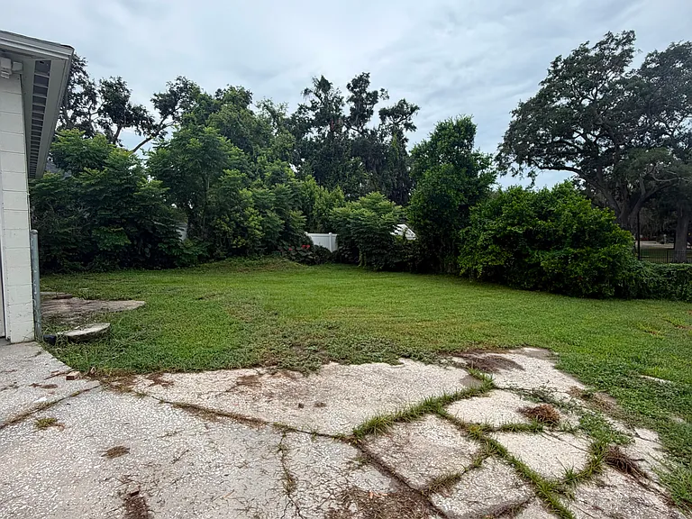 919 Clearview Ave — Photo 16