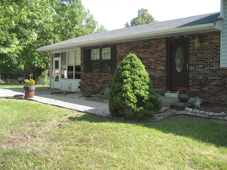 1st image of 1030 Shamrock St