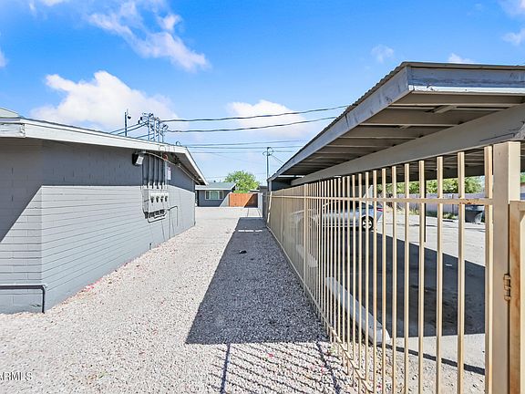 4th image of 4409 N 23rd Ave #3