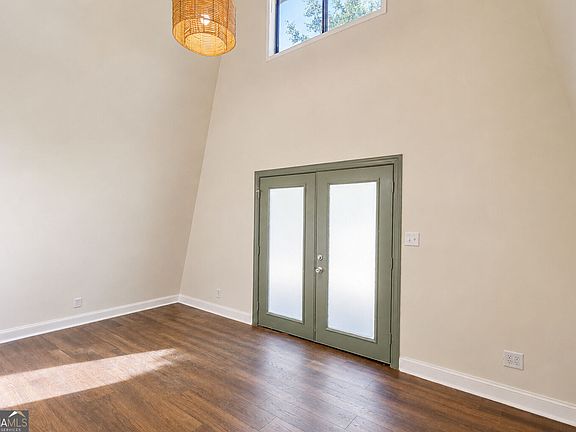 2nd image of 555 Freeman Dr