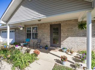 657 E Lincoln Trail Blvd, Radcliff, KY 40160